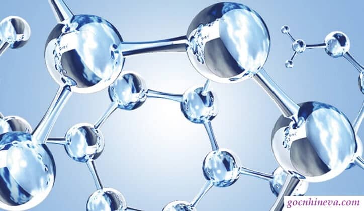 Axit Hyaluronic chứa nhiều phân tử nước dưỡng ẩm cực tốt cho da khô