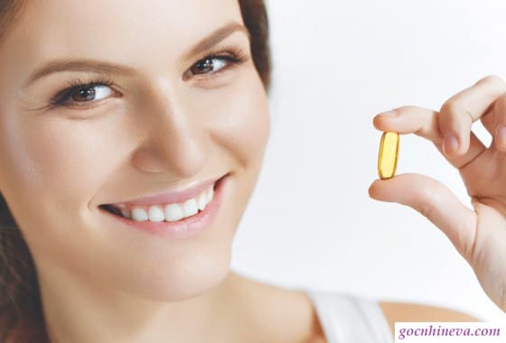 Vitamin E trong son dưỡng giúp làm chậm quá trình lão hóa của đôi môi