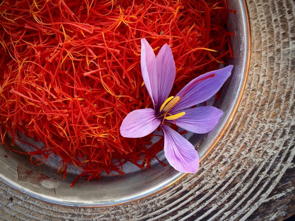 Saffron(Nhụy hoa nghệ tây) là gì?